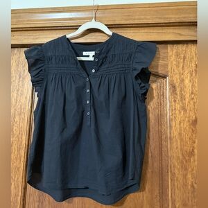 XiRENA black Flutter Sleeve Blouse with Bib Collar